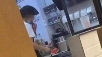 奶茶店店员吃瓜视频,揭秘幕后趣事