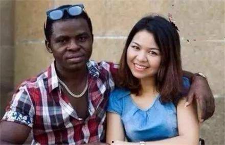 黑人吃瓜家暴视频播放,网络暴力与道德沦丧的警示